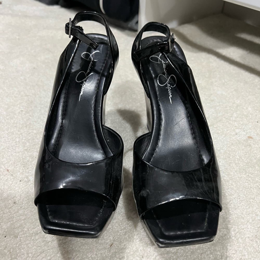 Jessica Simpson black wedge heels